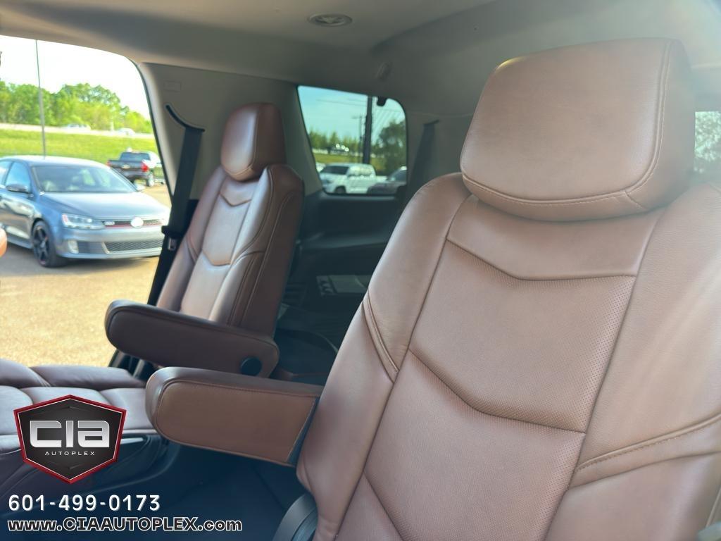 Cadillac Escalade 4WD 4dr Premium Luxury 2019