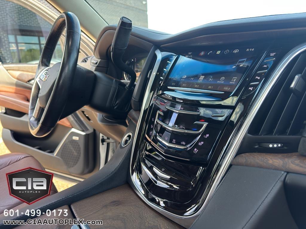 Cadillac Escalade 4WD 4dr Premium Luxury 2019