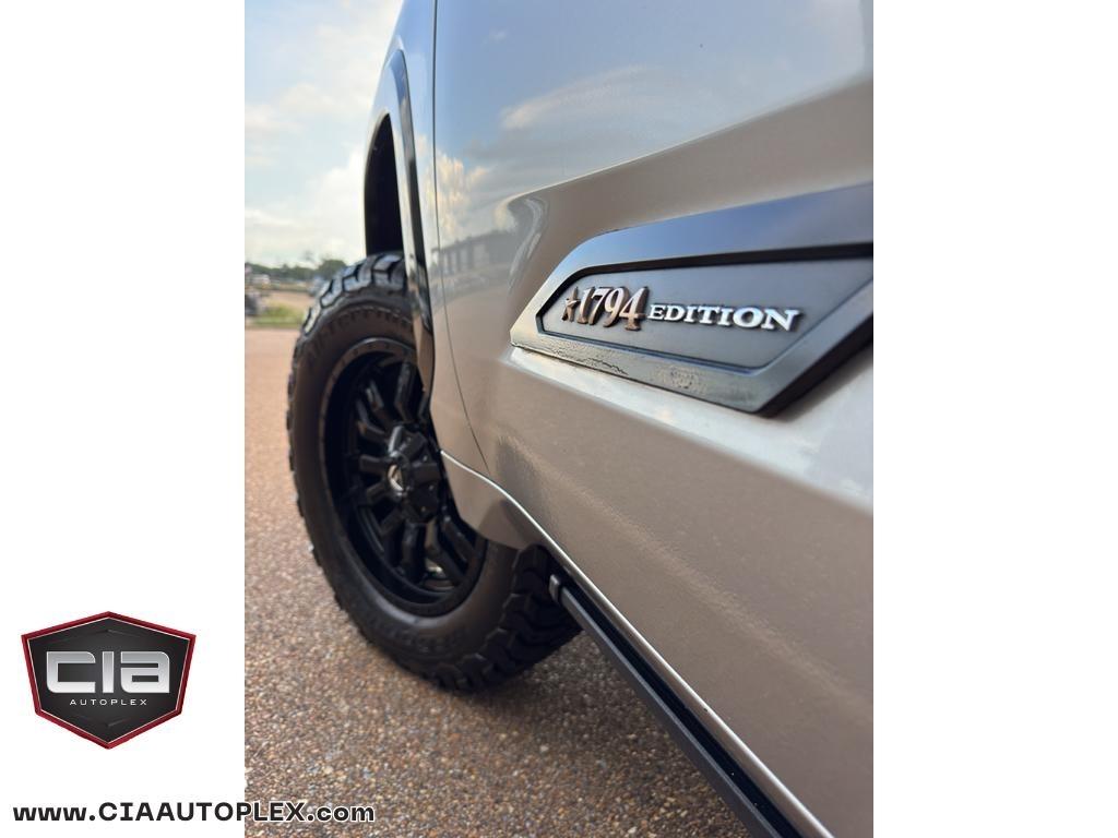Toyota Tundra 4WD 1794 Edition Hybrid CrewMax 5.5' Bed (Natl) 2023