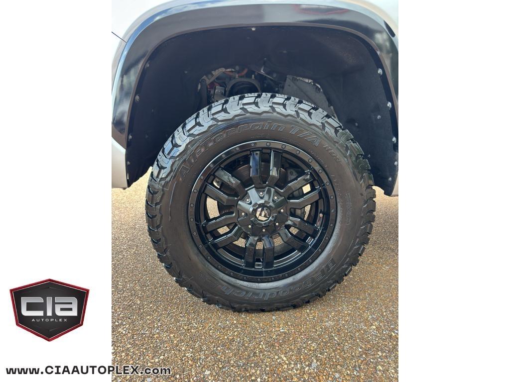 Toyota Tundra 4WD 1794 Edition Hybrid CrewMax 5.5' Bed (Natl) 2023