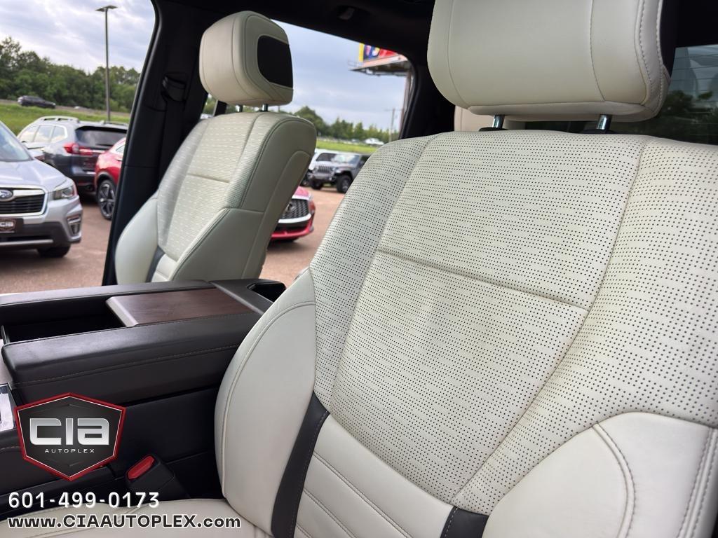Toyota Tundra 4WD 1794 Edition Hybrid CrewMax 5.5' Bed (Natl) 2023