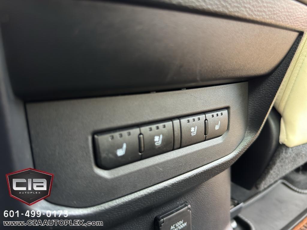 Toyota Tundra 4WD 1794 Edition Hybrid CrewMax 5.5' Bed (Natl) 2023