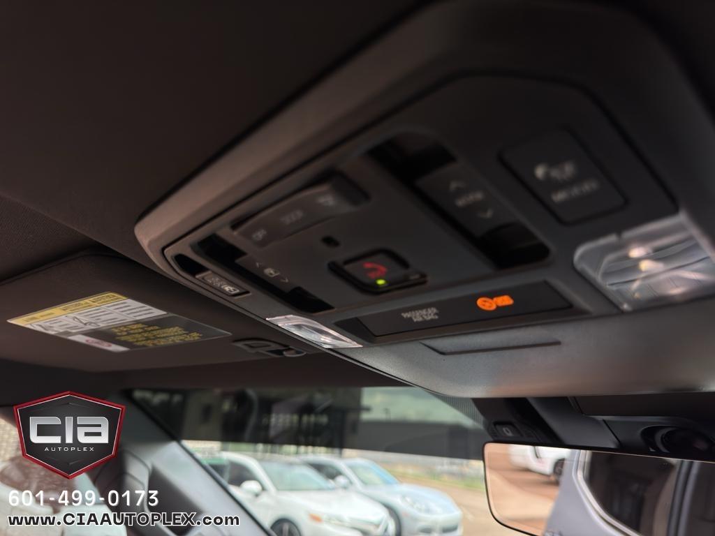 Toyota Tundra 4WD 1794 Edition Hybrid CrewMax 5.5' Bed (Natl) 2023