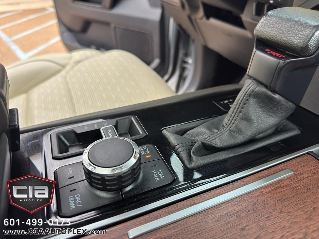 Toyota Tundra 4WD 1794 Edition Hybrid CrewMax 5.5' Bed (Natl) 2023