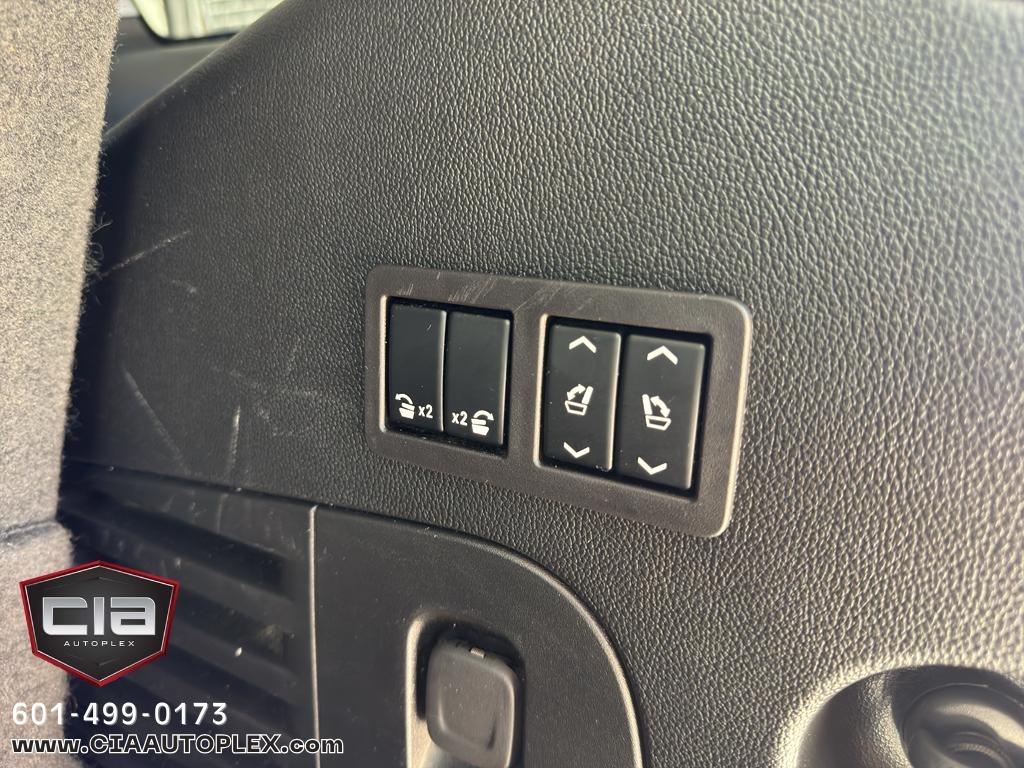 GMC Yukon 4WD 4dr Denali 2018