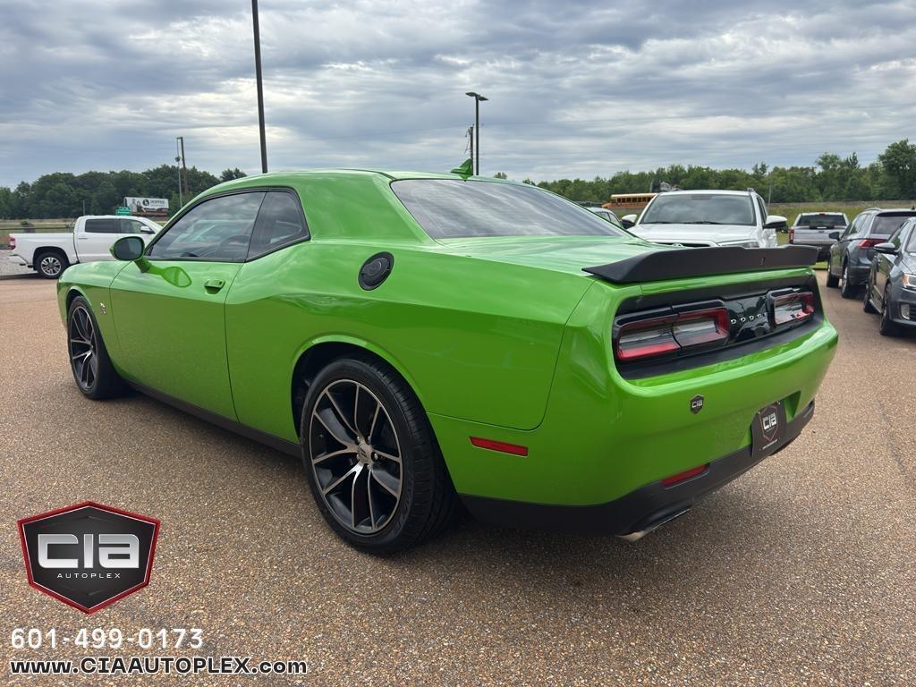 Dodge Challenger R/T Scat Pack Coupe 2017