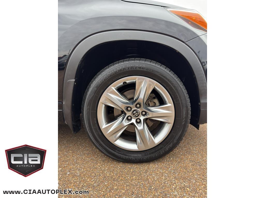 Toyota Highlander FWD 4dr V6 Limited (Natl) 2016