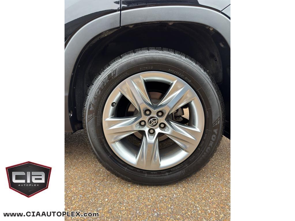 Toyota Highlander FWD 4dr V6 Limited (Natl) 2016