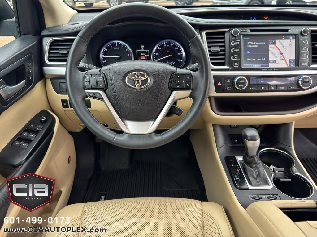Toyota Highlander FWD 4dr V6 Limited (Natl) 2016