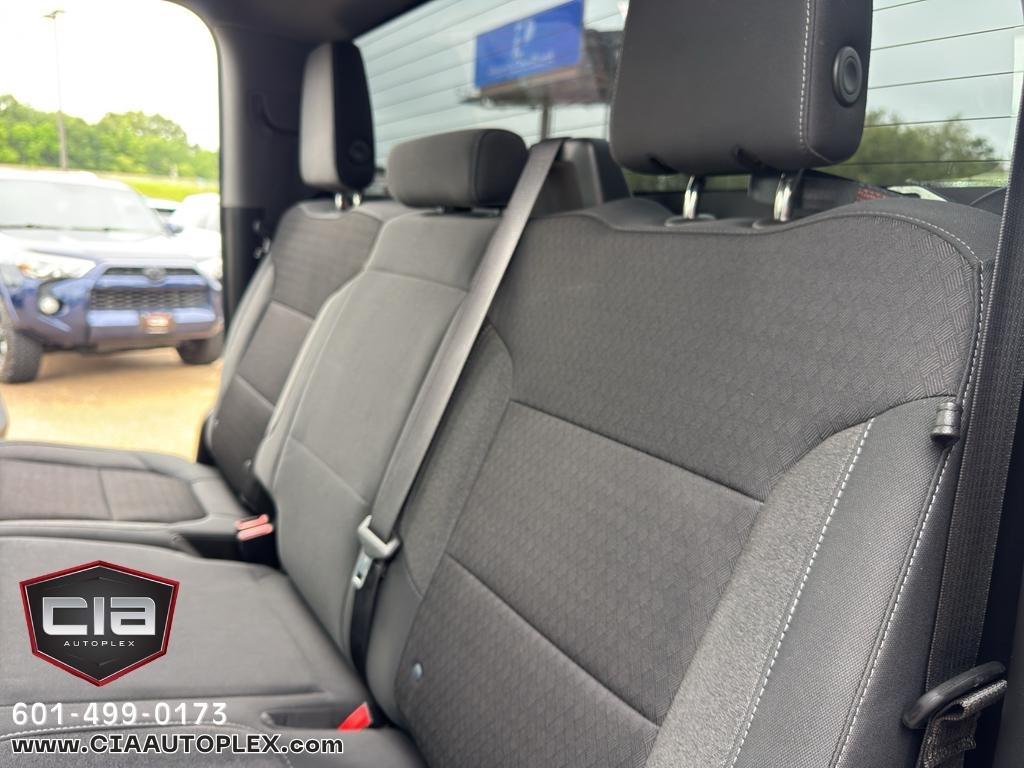 Chevrolet Silverado 1500 4WD Crew Cab 147" LT w/1LT 2021