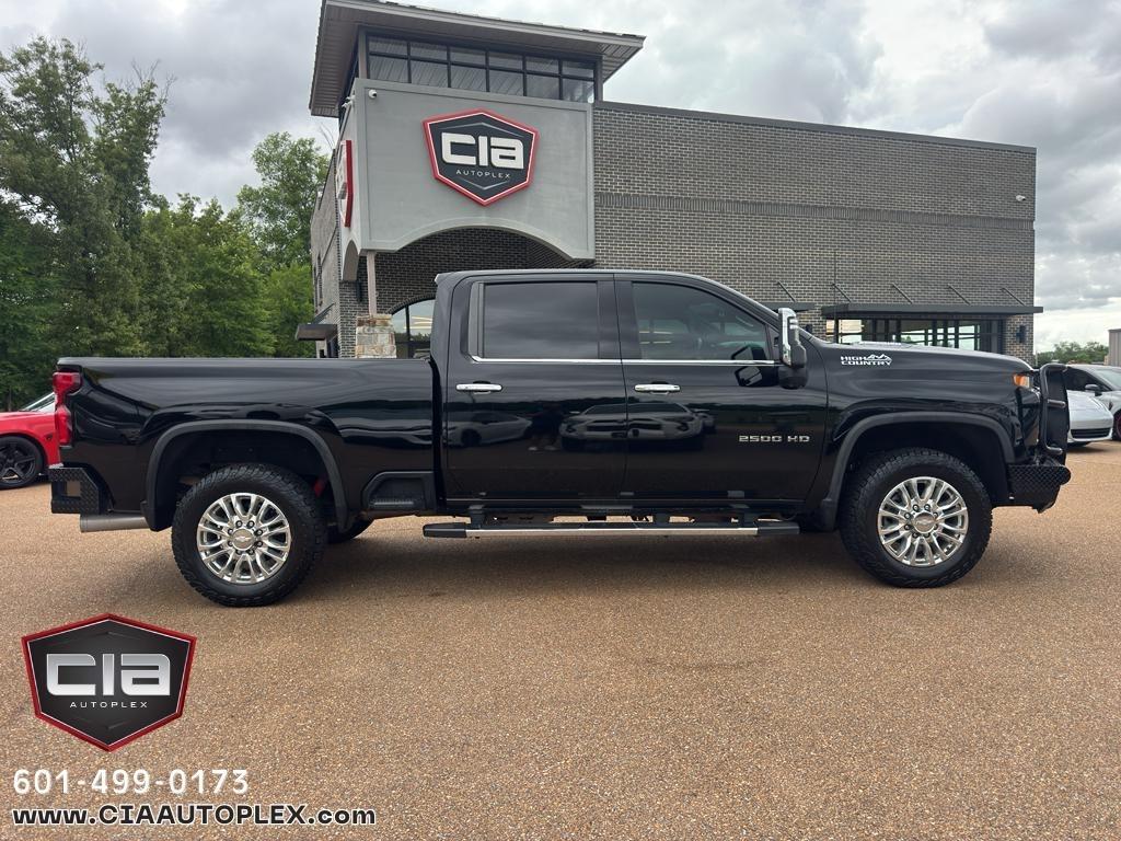Chevrolet Silverado 2500HD 4WD Crew Cab 159" High Country 2020