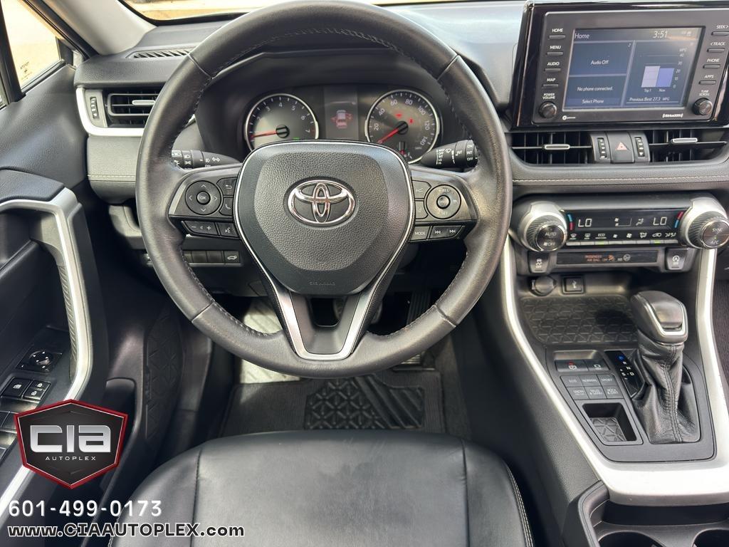 Toyota RAV4 XLE Premium AWD (Natl) 2021
