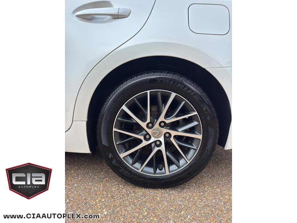 Lexus ES 350 4dr Sdn 2016