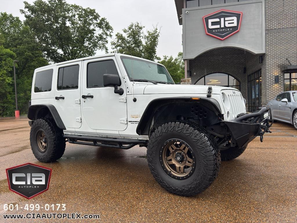 2014 Jeep Wrangler Unlimited 4WD 4dr Sahara