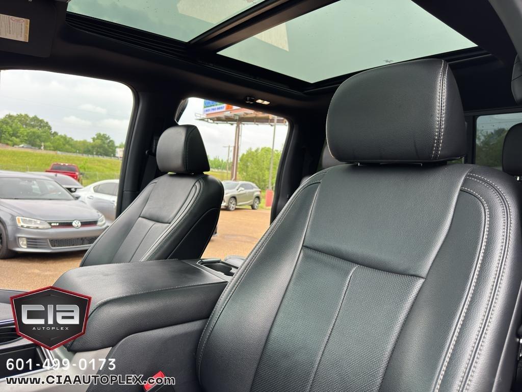 Ford Super Duty F-250 SRW Lariat 4WD Crew Cab 6.75' Box 2022