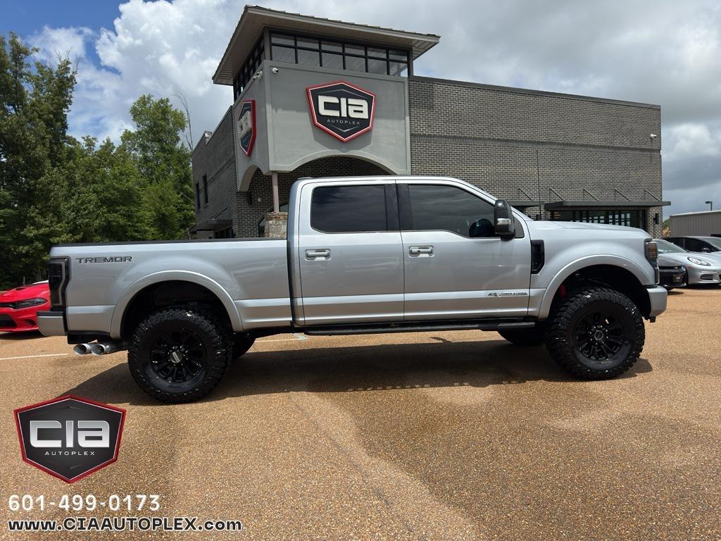 Ford Super Duty F-250 SRW Lariat 4WD Crew Cab 6.75' Box 2022