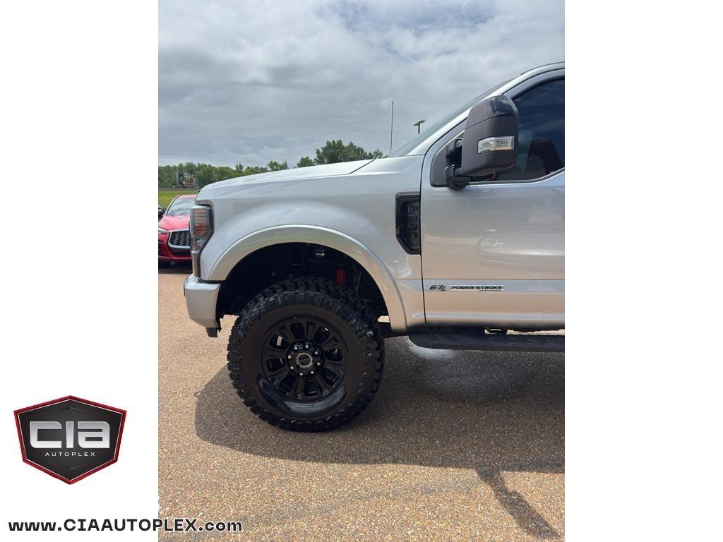 Ford Super Duty F-250 SRW Lariat 4WD Crew Cab 6.75' Box 2022