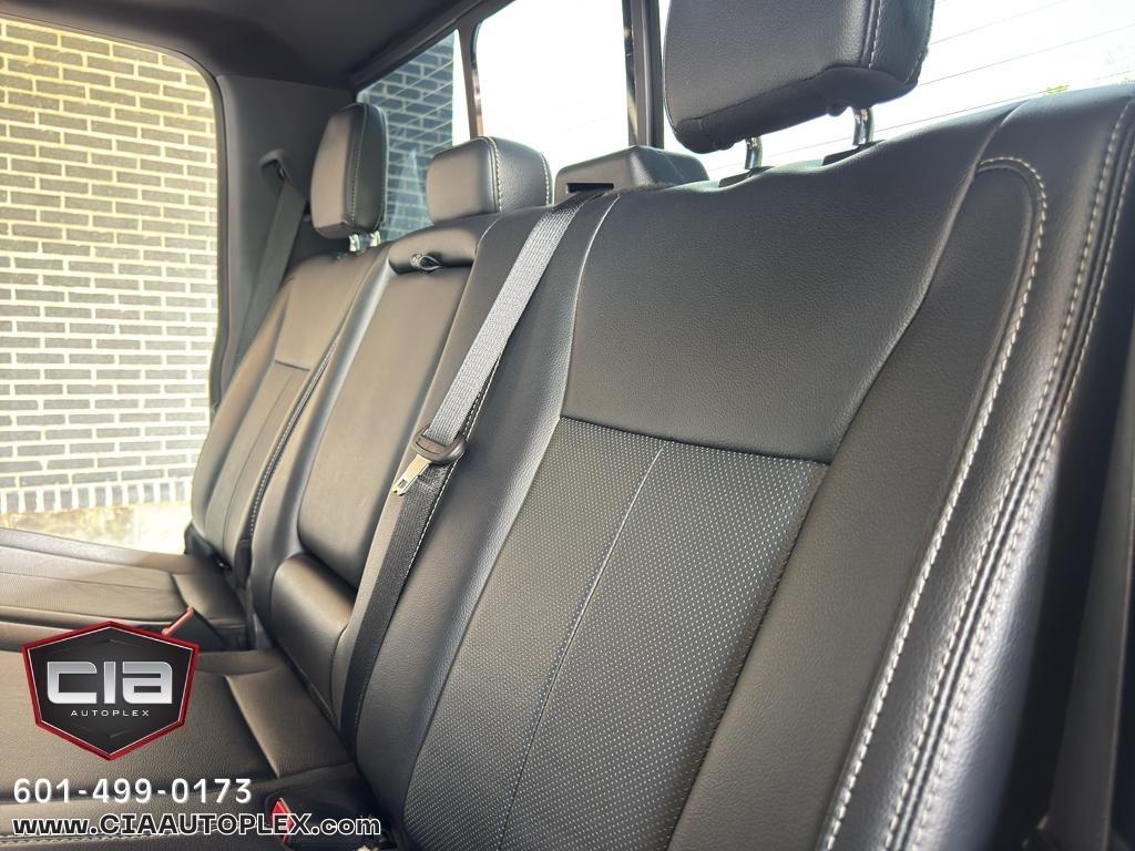 Ford Super Duty F-250 SRW Lariat 4WD Crew Cab 6.75' Box 2022