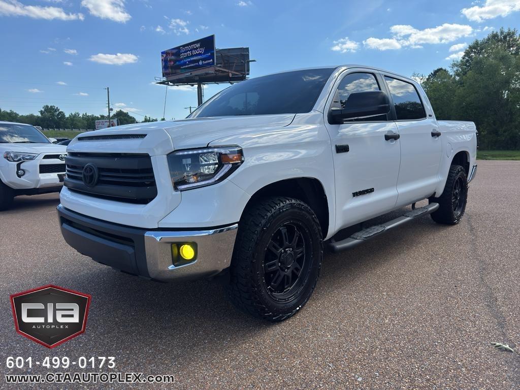 Toyota Tundra 4WD Truck CrewMax 5.7L FFV V8 6-Spd AT TRD Pro (Natl) 2016
