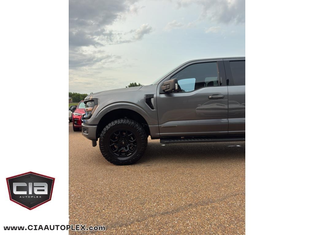 Ford F-150 XLT 4WD SuperCrew 5.5' Box 2024