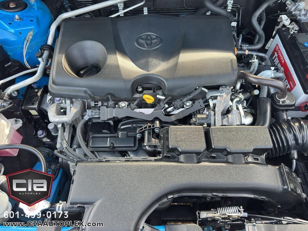 Toyota RAV4 XLE Premium FWD (Natl) 2019