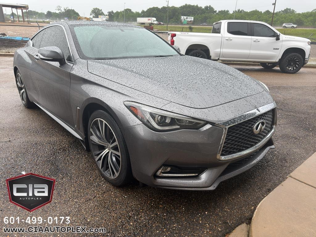 2017 Infiniti Q60 2.0t RWD