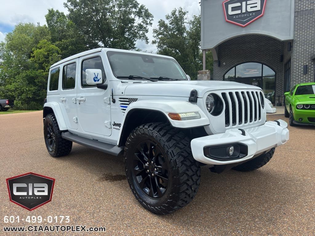 2022 Jeep Wrangler High Altitude's photo