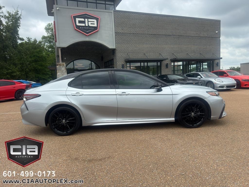 Toyota Camry XSE Auto (Natl) 2022