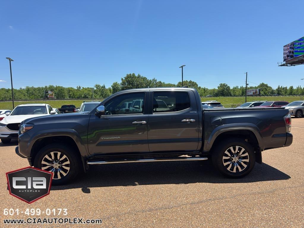 Toyota Tacoma 4WD Limited Double Cab 5' Bed V6 AT (Natl) 2022