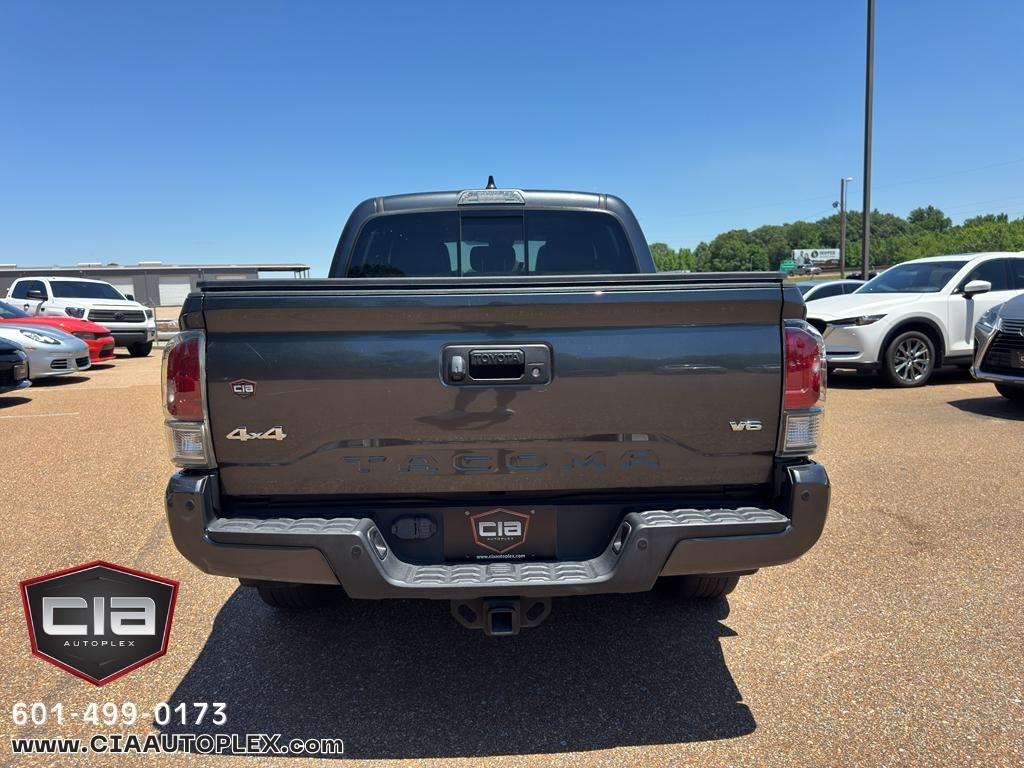 Toyota Tacoma 4WD Limited Double Cab 5' Bed V6 AT (Natl) 2022