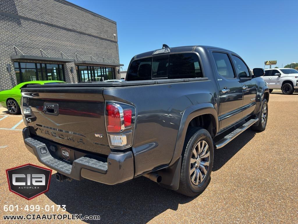 Toyota Tacoma 4WD Limited Double Cab 5' Bed V6 AT (Natl) 2022
