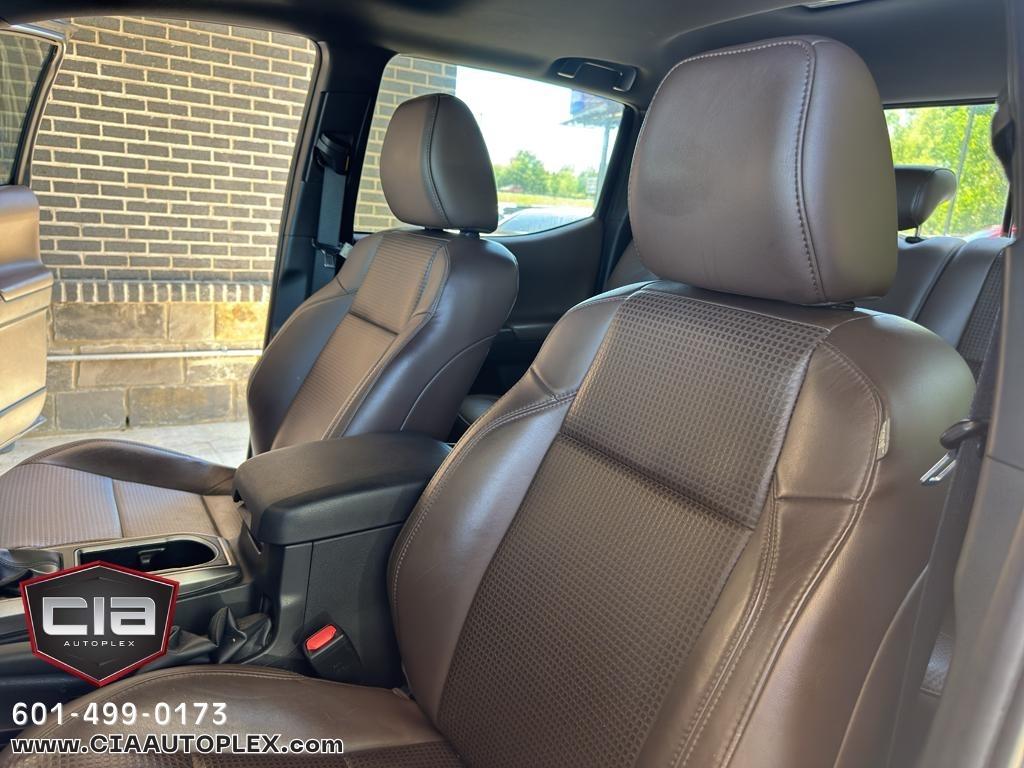 Toyota Tacoma 4WD Limited Double Cab 5' Bed V6 AT (Natl) 2022