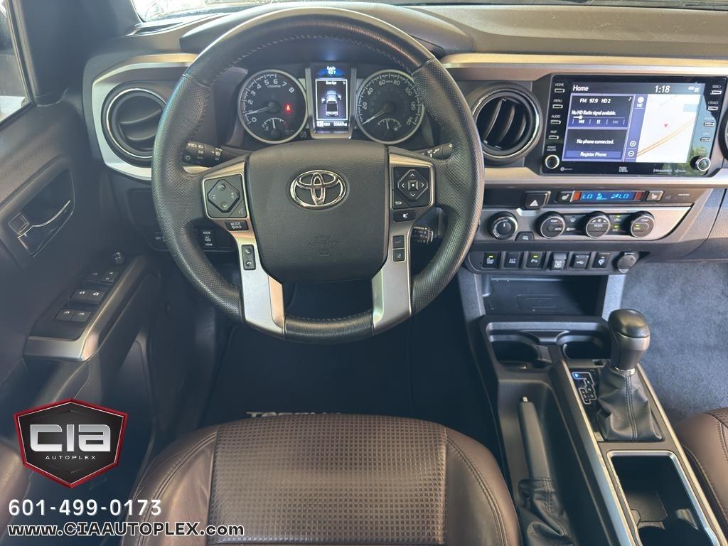 Toyota Tacoma 4WD Limited Double Cab 5' Bed V6 AT (Natl) 2022