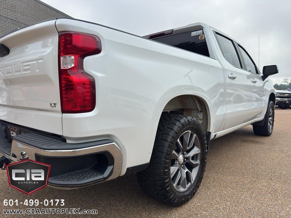 Chevrolet Silverado 1500 LTD 4WD Crew Cab 147" LT w/1LT 2022