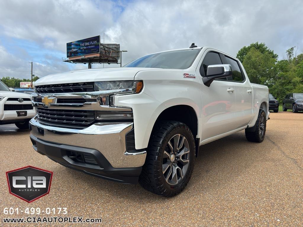 Chevrolet Silverado 1500 LTD 4WD Crew Cab 147" LT w/1LT 2022