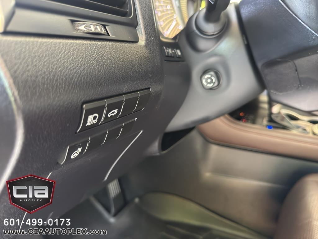 Lexus RX RX 350 FWD 2017