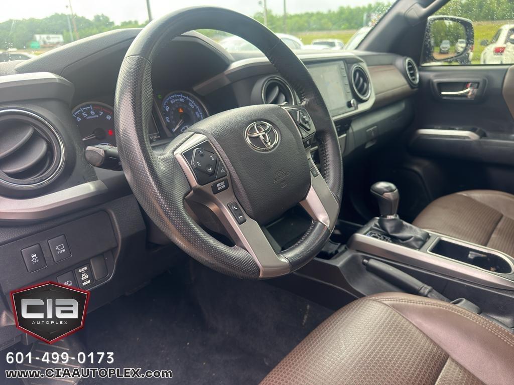 Toyota Tacoma 2WD Limited Double Cab 5' Bed V6 AT (Natl) 2021