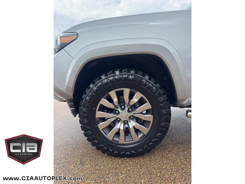 Toyota Tacoma 2WD Limited Double Cab 5' Bed V6 AT (Natl) 2021