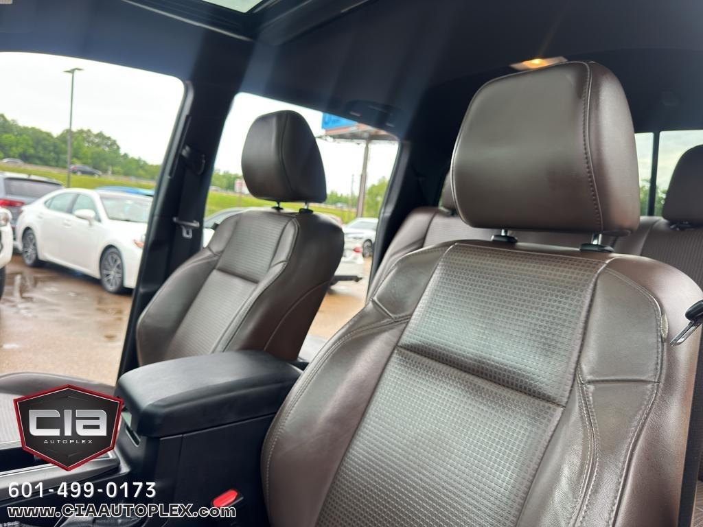 Toyota Tacoma 2WD Limited Double Cab 5' Bed V6 AT (Natl) 2021