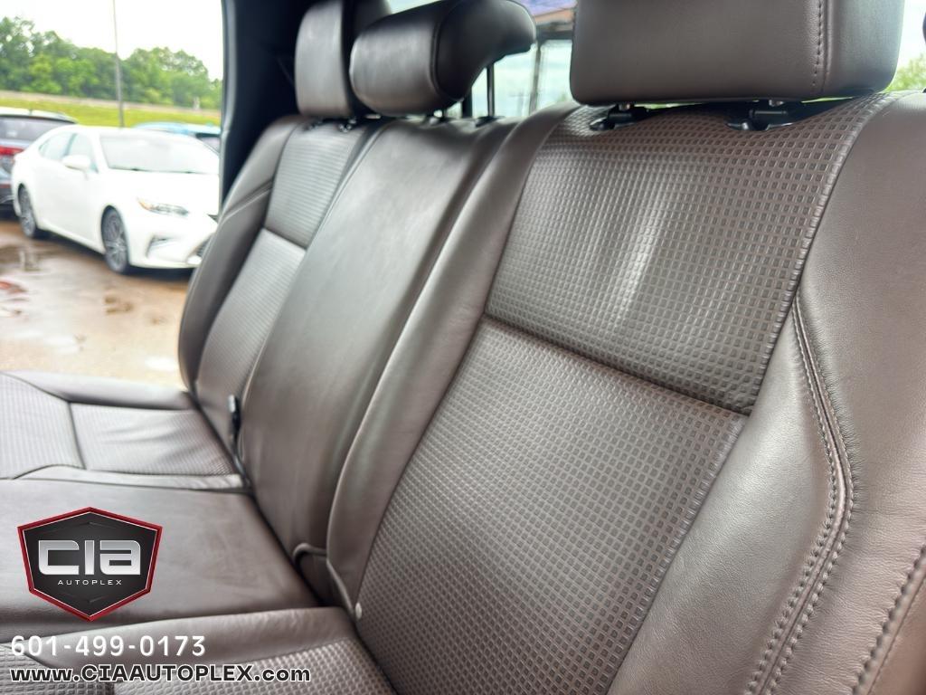 Toyota Tacoma 2WD Limited Double Cab 5' Bed V6 AT (Natl) 2021