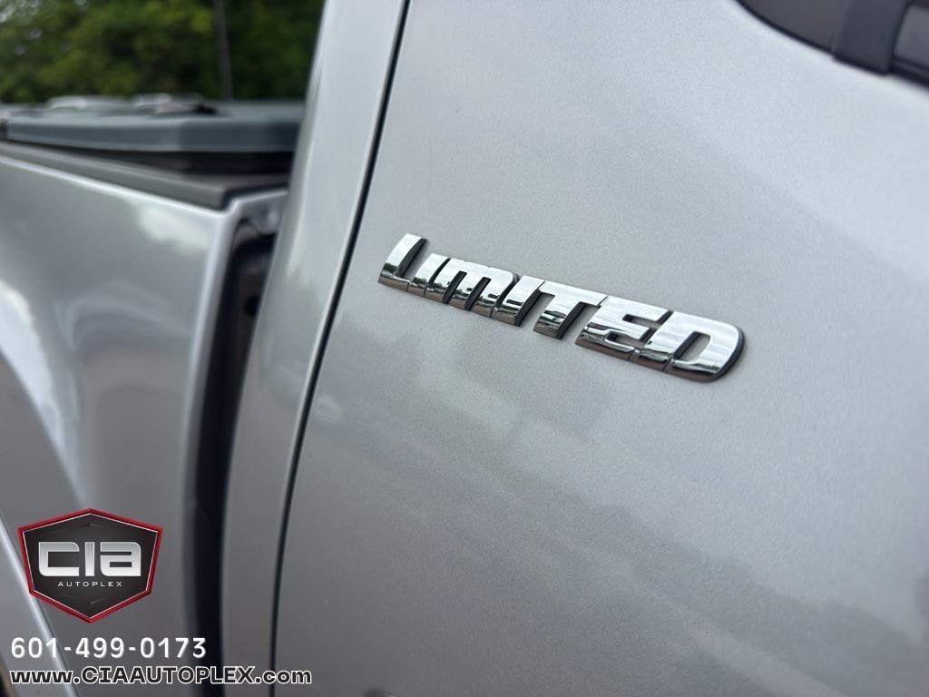 Toyota Tacoma 2WD Limited Double Cab 5' Bed V6 AT (Natl) 2021