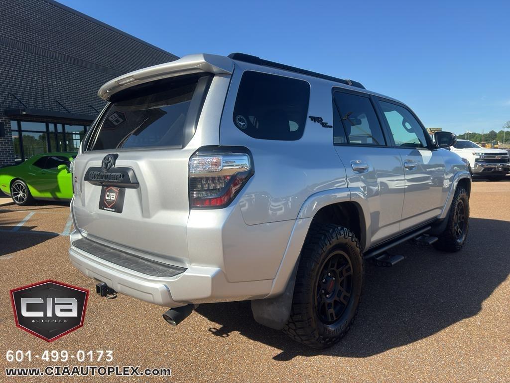 Toyota 4Runner TRD Off Road Premium 4WD (Natl) 2019