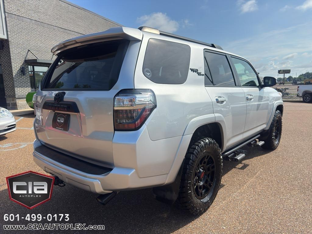 Toyota 4Runner TRD Off Road Premium 4WD (Natl) 2019