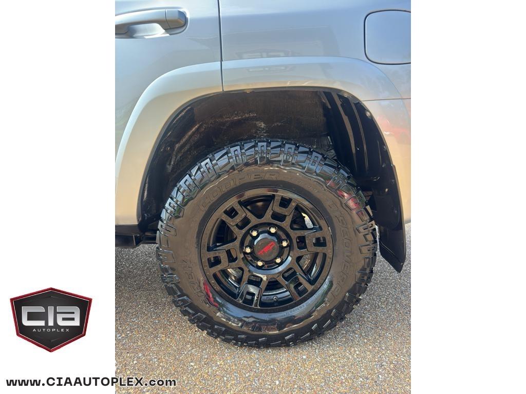 Toyota 4Runner TRD Off Road Premium 4WD (Natl) 2019