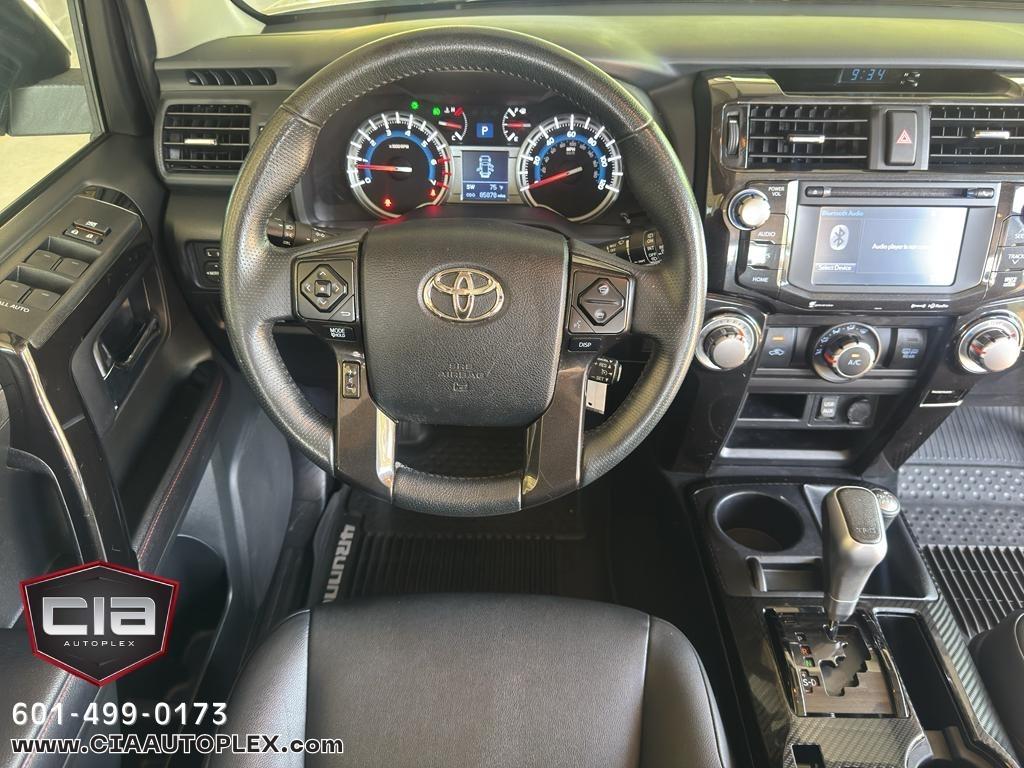 Toyota 4Runner TRD Off Road Premium 4WD (Natl) 2019