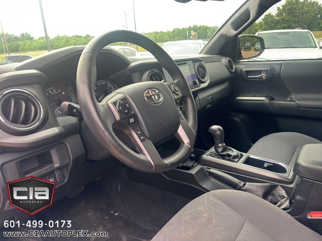 Toyota Tacoma 4WD TRD Off Road Double Cab 5' Bed V6 MT (Natl) 2019