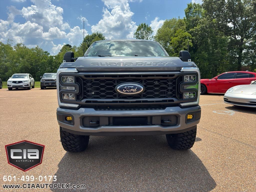 Ford Super Duty F-250 SRW XLT 4WD Crew Cab 6.75' Box 2023