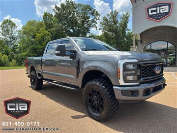 2023 Ford Super Duty F-250 SRW XLT 4WD Crew Cab 6.75' Box