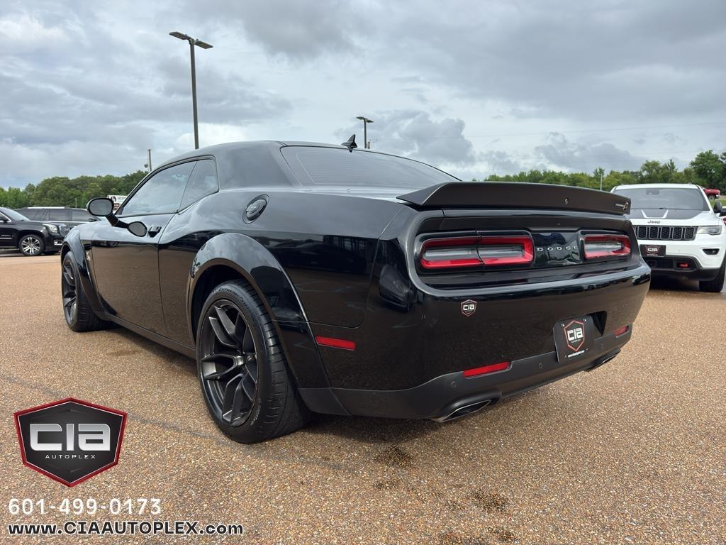 Dodge Challenger R/T Scat Pack Widebody RWD 2022