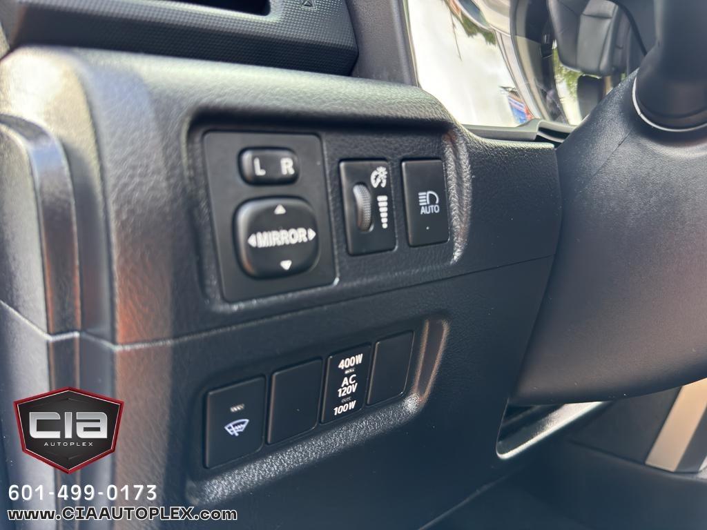 Toyota 4Runner SR5 Premium 2WD (Natl) 2020